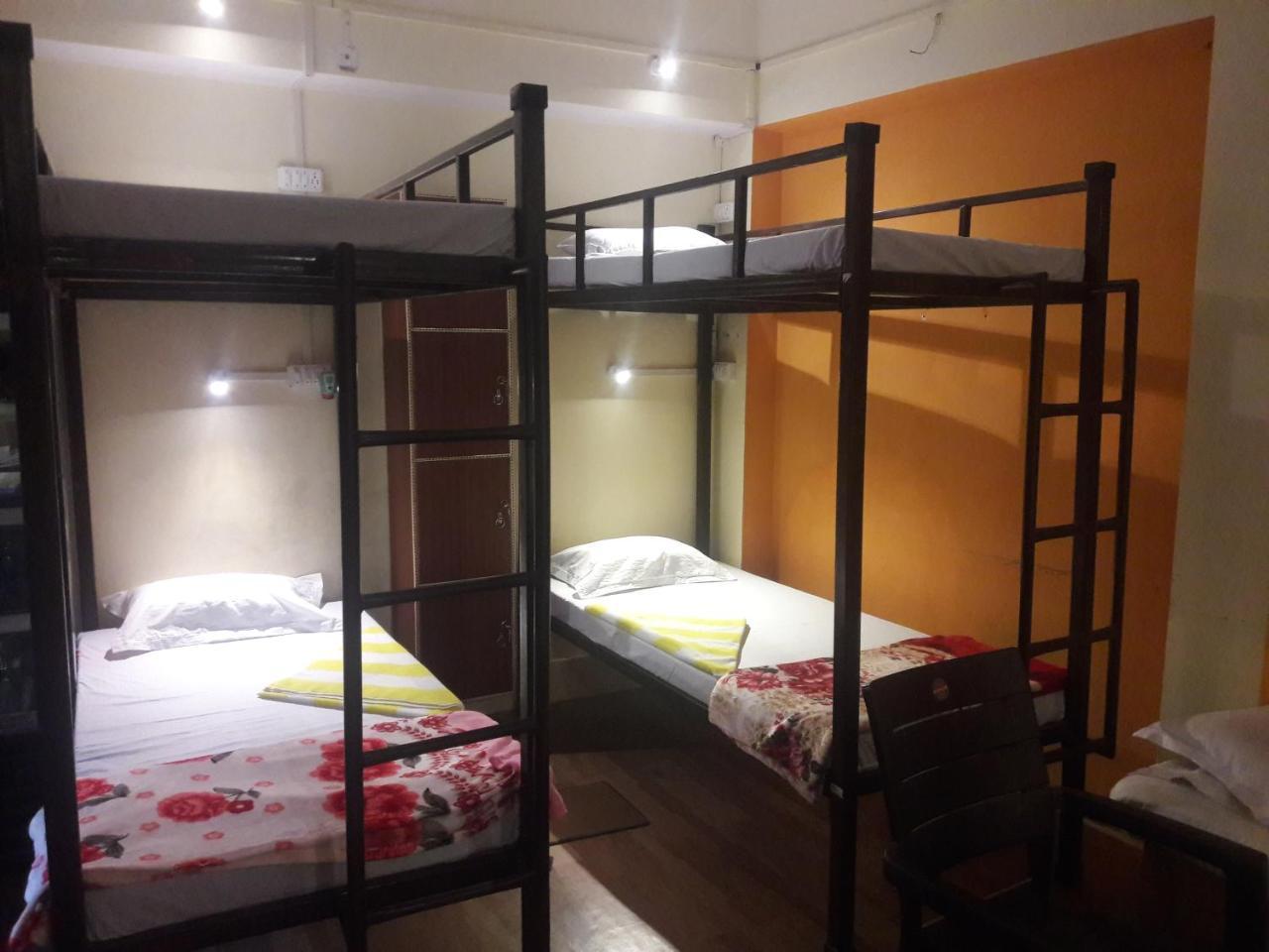 Buddha Guest House Varanasi Exterior photo